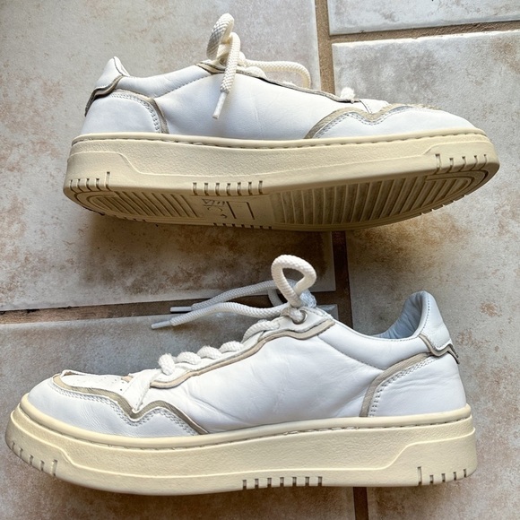 Free‎ People Sneakers Size 8 - Picture 2 of 14
